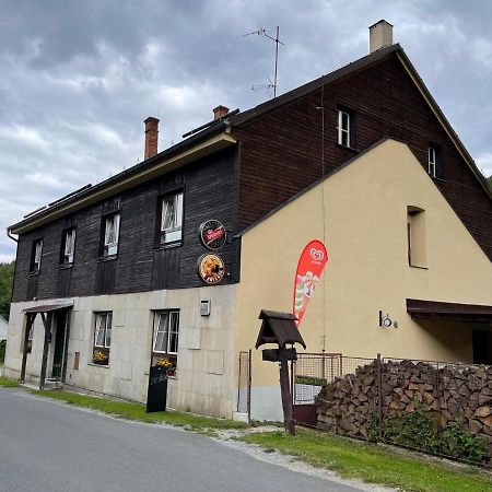 Penzion Hajenka Petrovice  エクステリア 写真